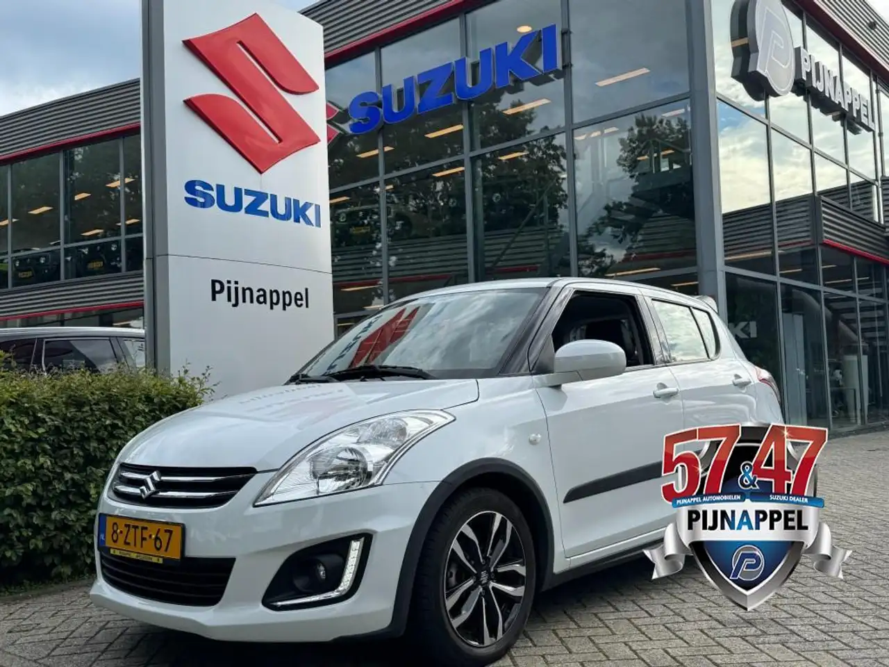 Suzuki Swift 1.2 Style 5-deurs Airco/Alcantara 1eigenaar-nieuws — photo 1 of 23