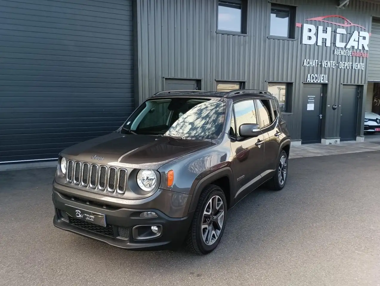 Jeep Renegade 1.6 MULTIJET 95CV BVM6 ASPEN 2WD SIEGES ET VOLANT CHAUFFANT — photo 1 of 35