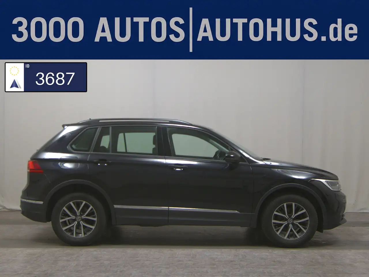 Volkswagen Tiguan 2.0 TDI Life Navi LED RFK ACC AHK — photo 1 of 25