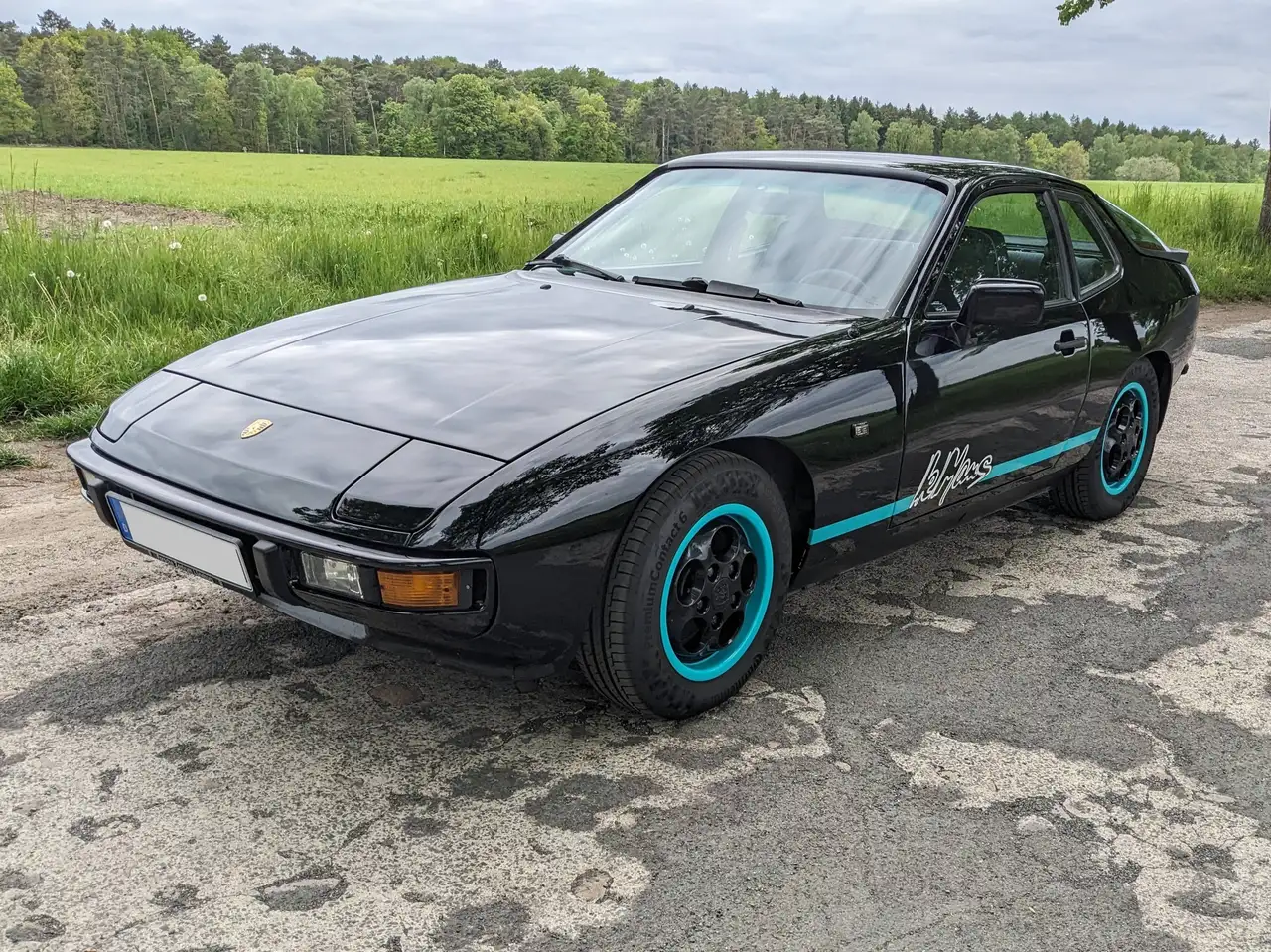 Porsche 924 924 S Exklusiv — photo 1 of 13