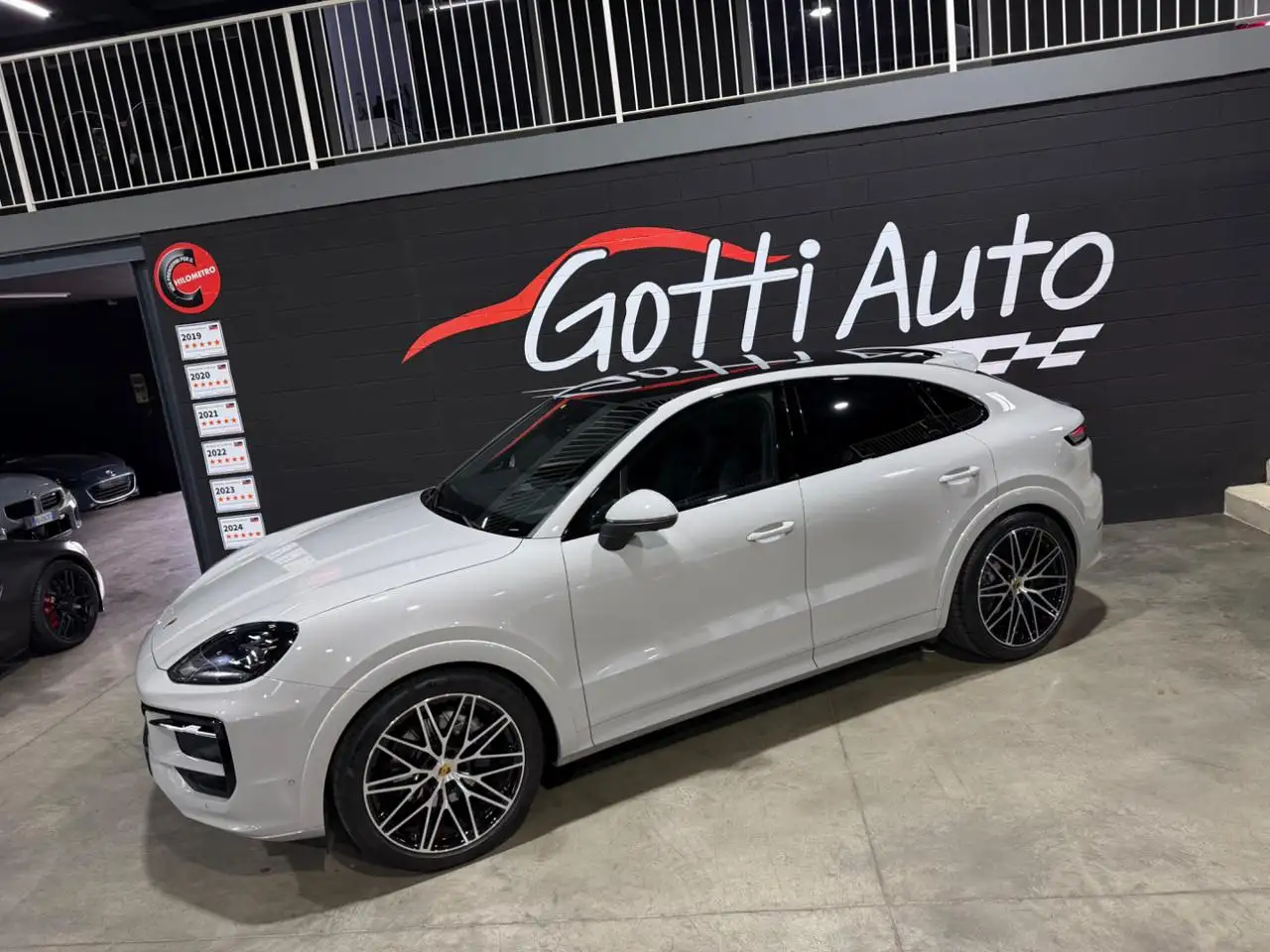 2023 Porsche Cayenne UFFICIALE ITALIANA SERVICE PORSCHE IVA GESSO, photograph 7