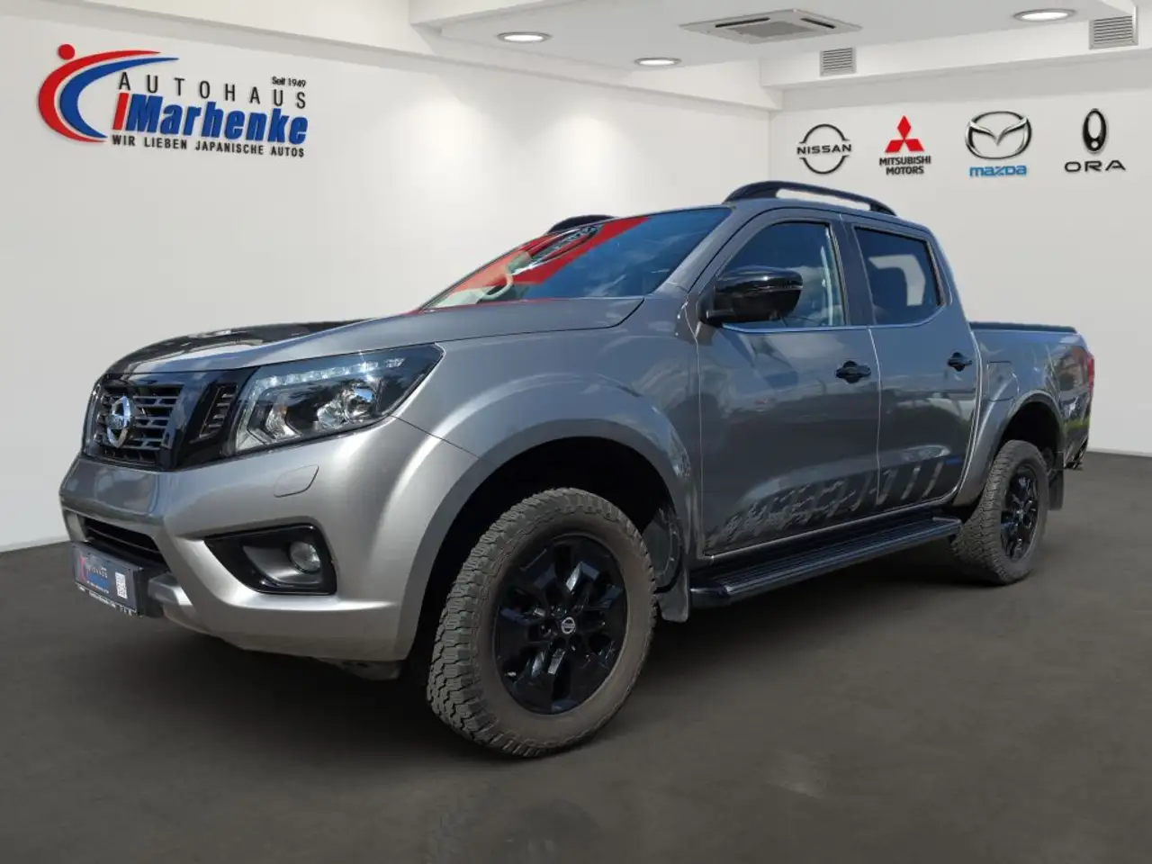 Nissan Navara DC 4x4 Autm. N-Guard — photo 1 of 16