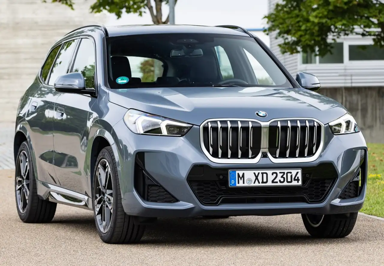 BMW X1 sDrive 18d — photo 1 of 15