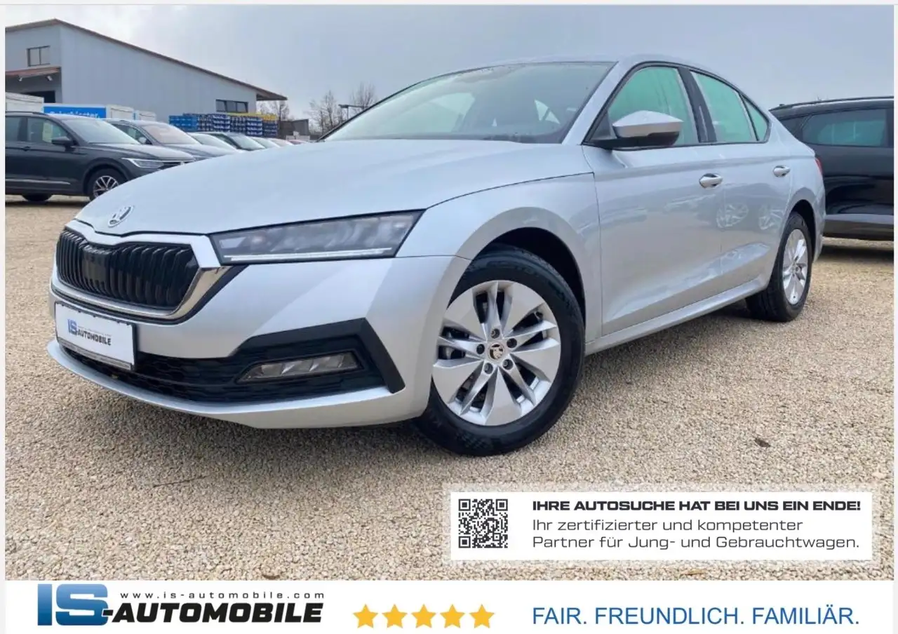 Skoda Octavia Lim. Ambition,NAVI,LED,GRA,SHZ,RFK — photo 1 of 22