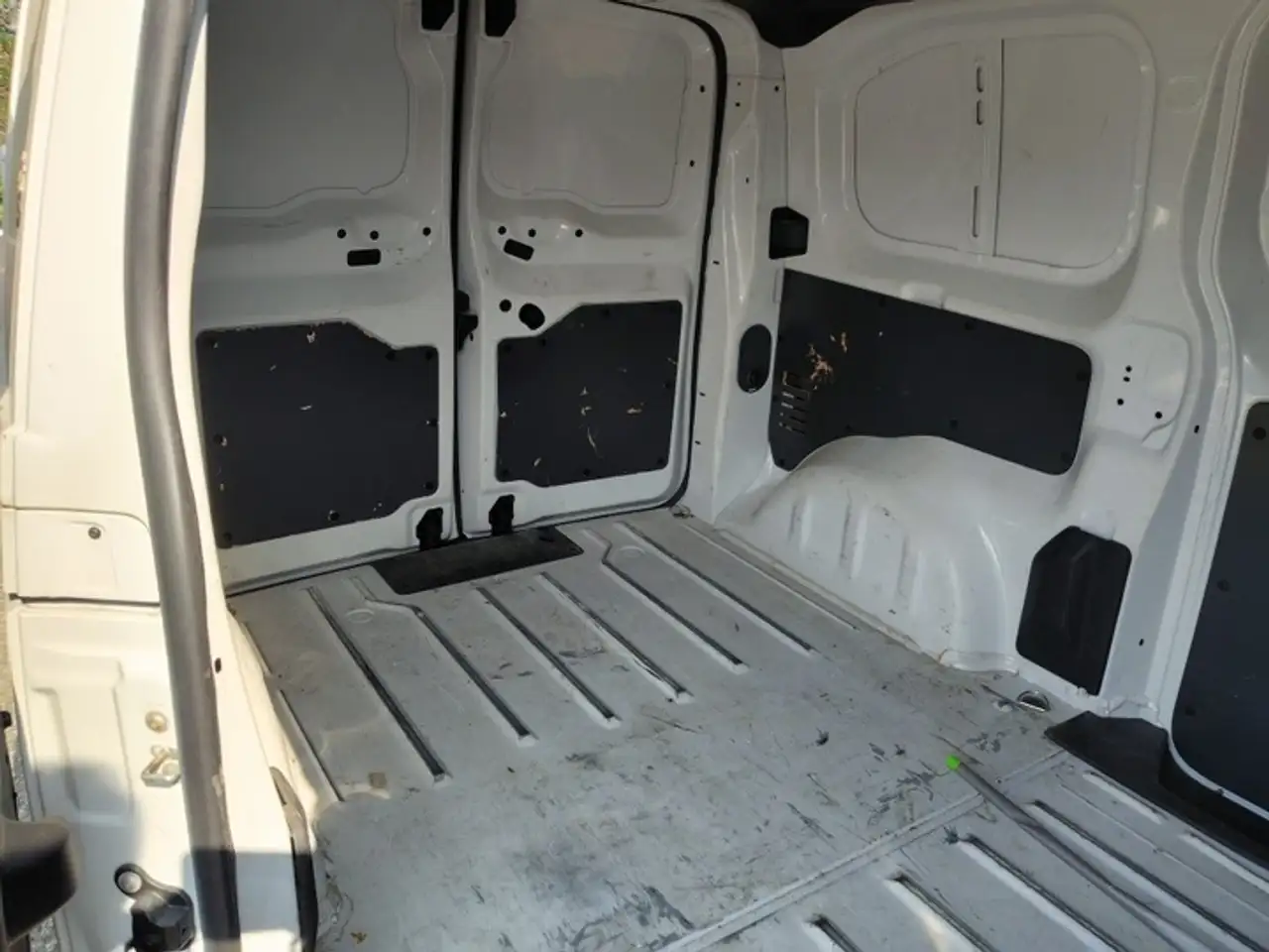 2023 Citroen Jumpy BlueHDi 100 S&S M Club - GP305FS, photograph 8