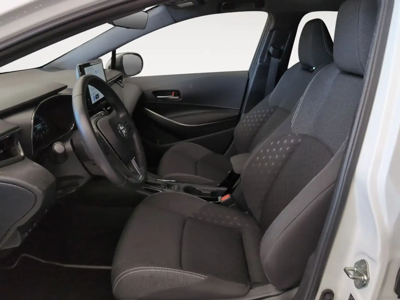 2023 Toyota Corolla Touring Sports 140H Active Plus, photograph 11