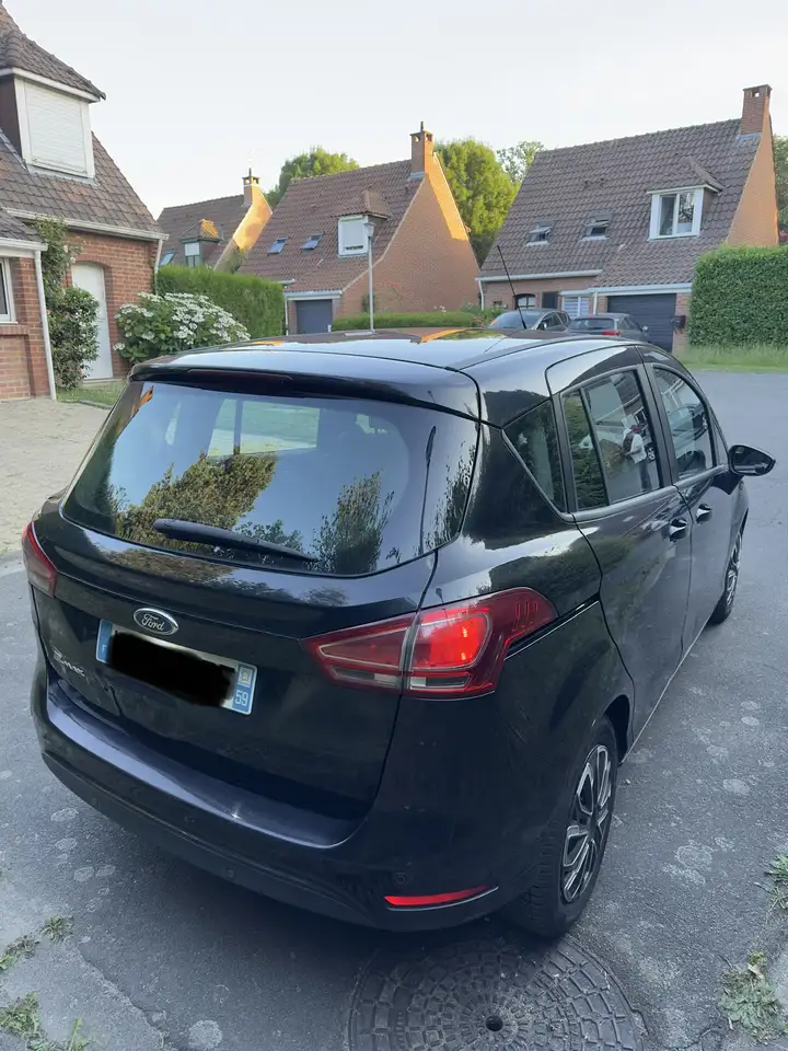Ford B-Max 1.5D 75ch Trend - 2014 - Climatisation - Bluetooth — photo 1 of 5