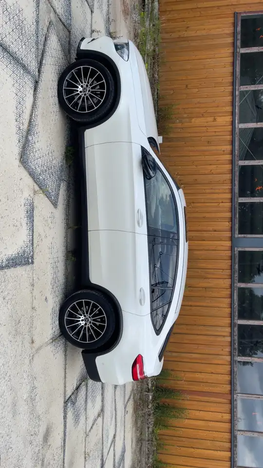 Mercedes-Benz GLC 300 GLC 300 4Matic VOLL AUSTATTUNG!! SPORTABGASANLAGE — photo 1 of 15