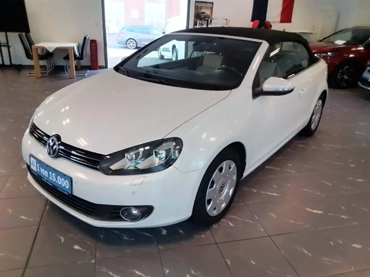 Volkswagen Golf Cabriolet Golf Cabrio 2.0 TDI BlueMotion Technology — photo 1 of 16