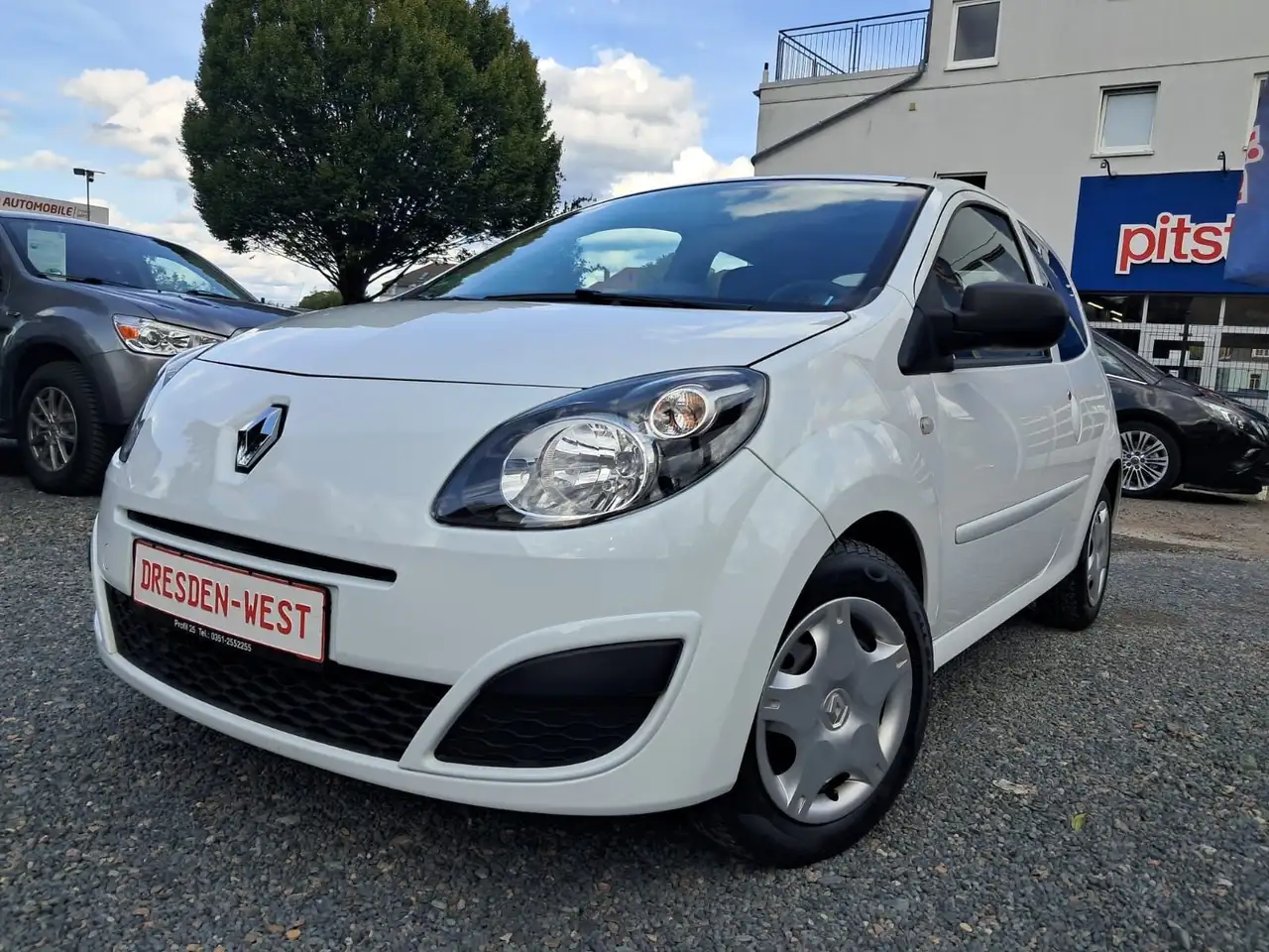 Renault Twingo YAHOO! — photo 1 of 15