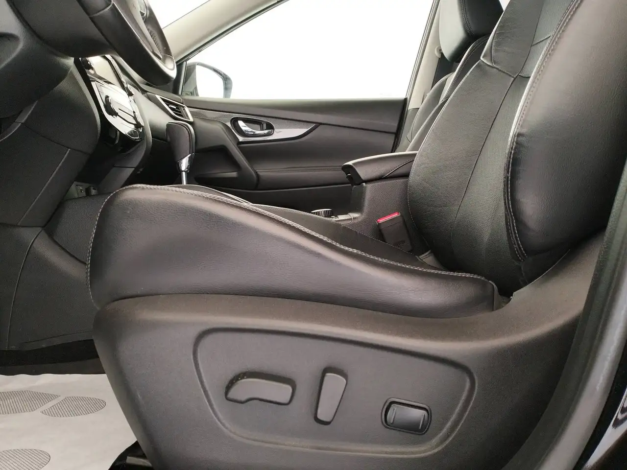 2017 Nissan X-Trail 2.0 dci Tekna 4wd xtronic, photograph 12