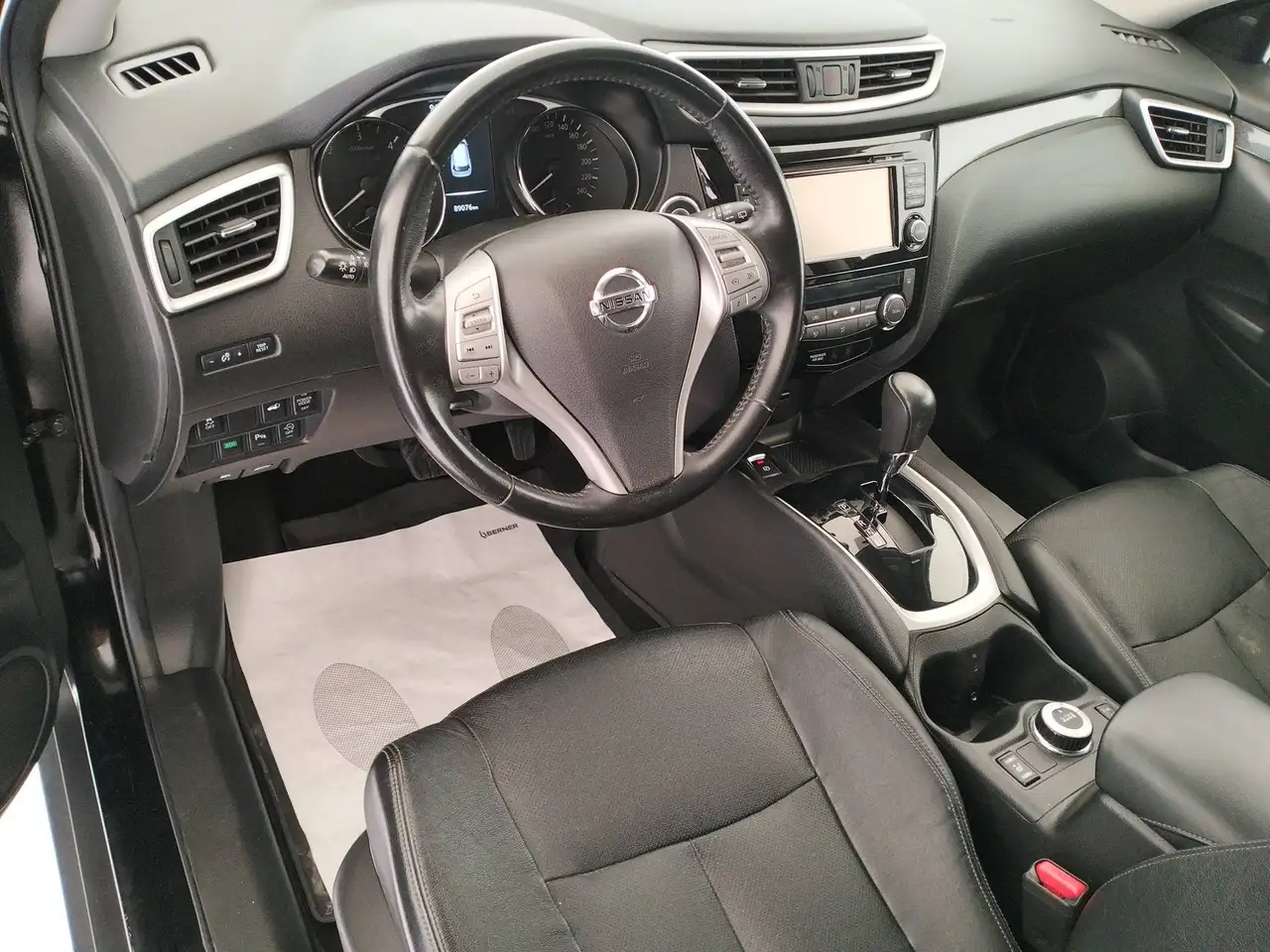 2017 Nissan X-Trail 2.0 dci Tekna 4wd xtronic, photograph 10