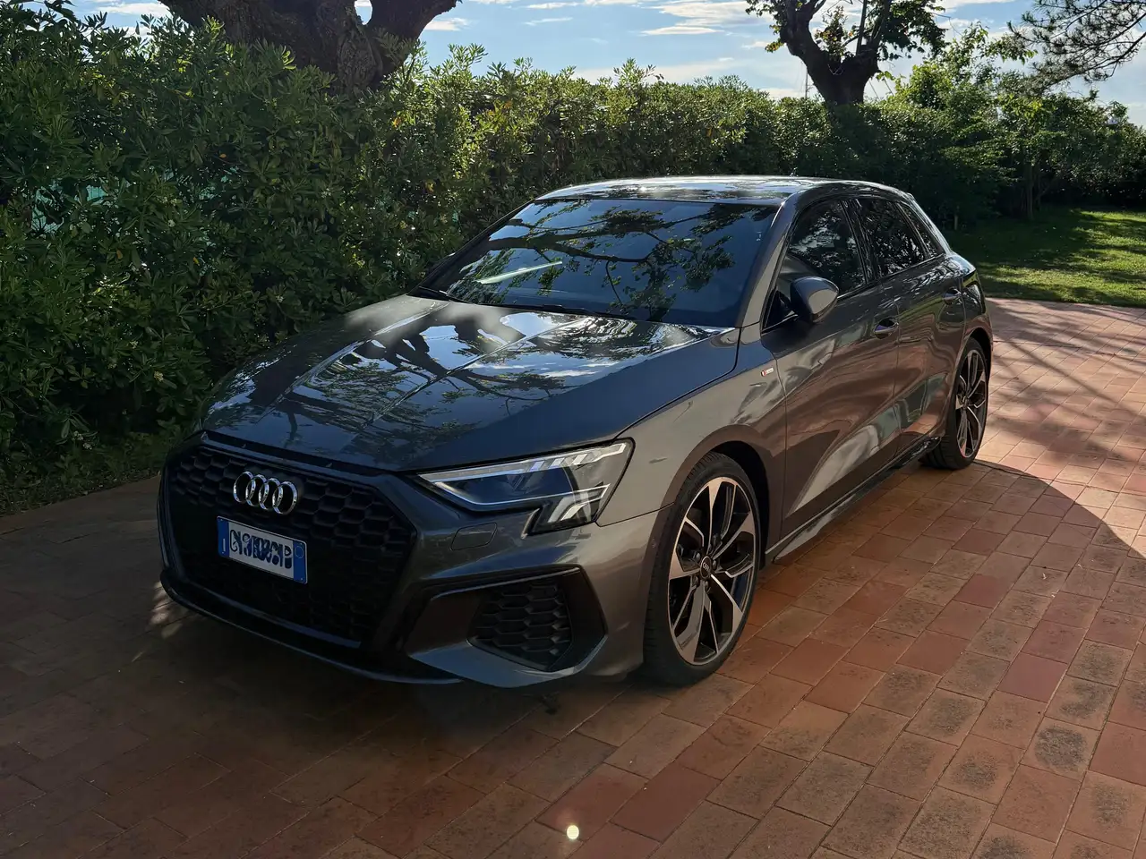 Audi A3 A3 IV 2020 Sportback Sportback 40 2.0 tfsi S line edition quattro s-tronic — photo 1 of 12