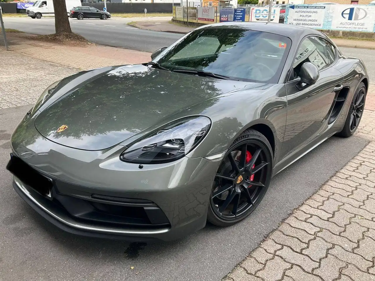 Porsche Cayman GTS 4.0 — photo 1 of 15