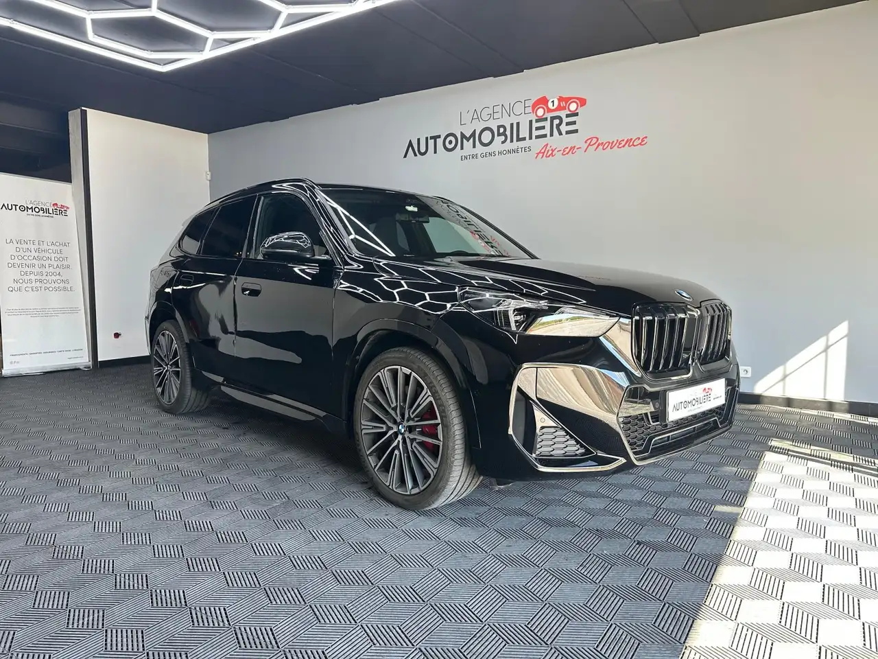 BMW X1 (U11) 20i sDrive DKG7 170 CH — photo 1 of 30