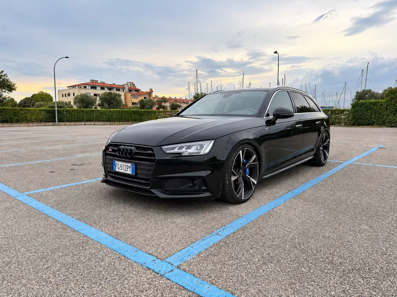 Audi S4 A4 V 2016 Avant Avant 3.0 tfsi quattro 354cv tiptronic — photo 1 of 15