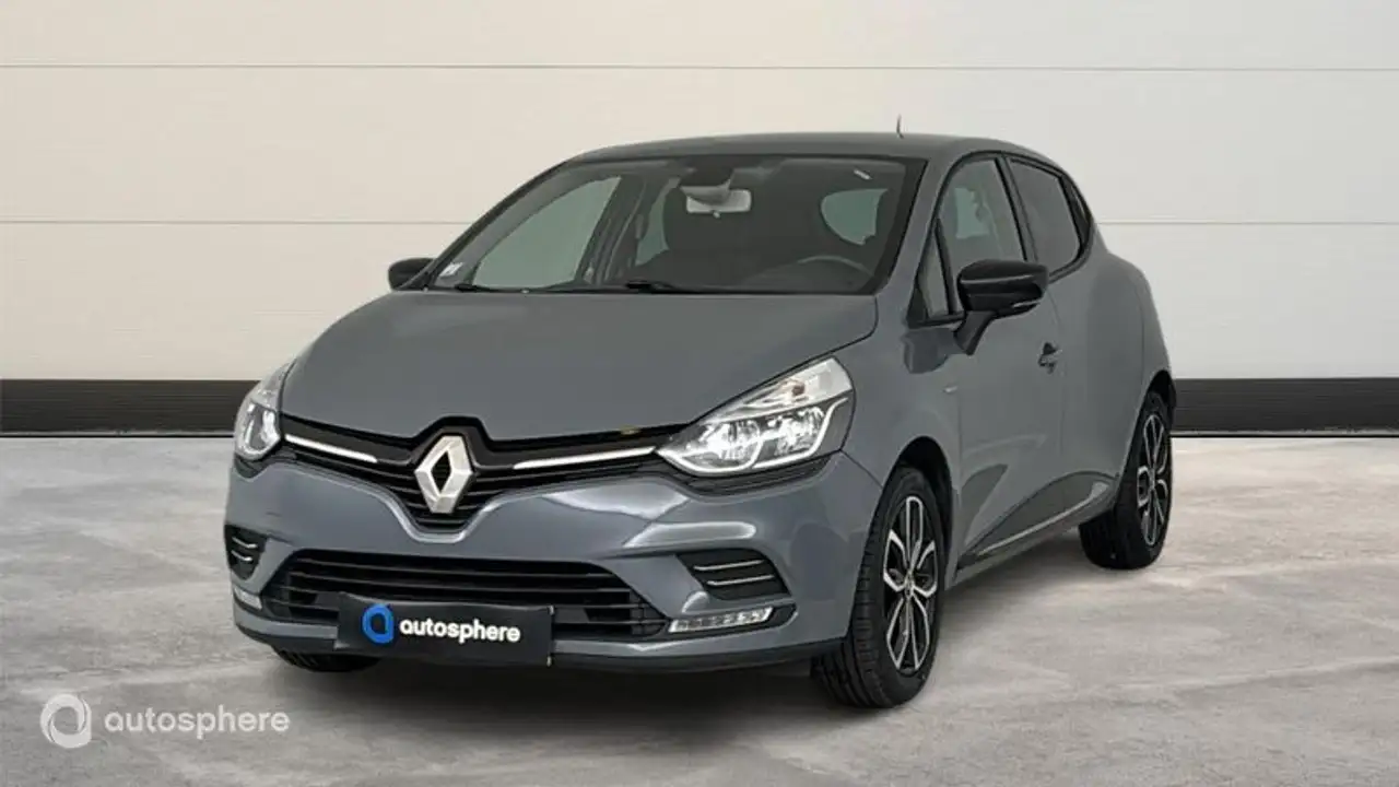Renault Clio 0.9 TCe 90ch Limited 5p — photo 1 of 20