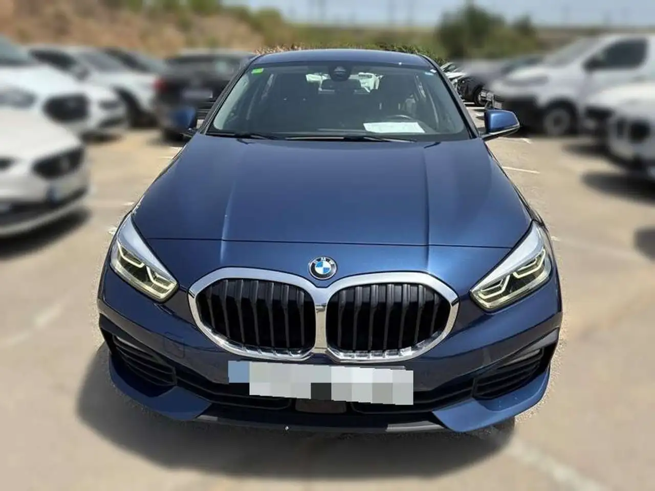 BMW 118 118i — photo 1 of 26