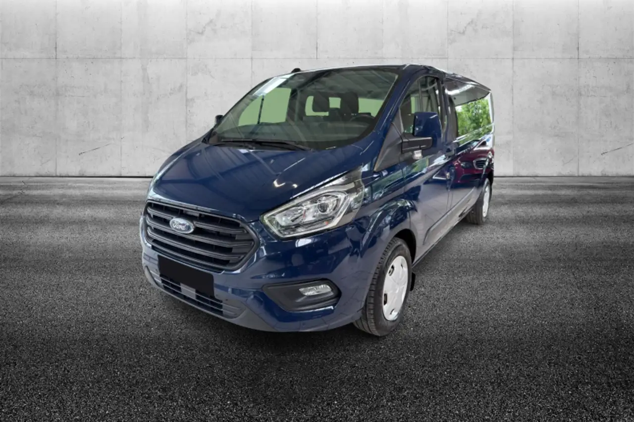 Ford Transit Custom 320 2.0 EcoBlue 130 PC Combi Trend — photo 1 of 8