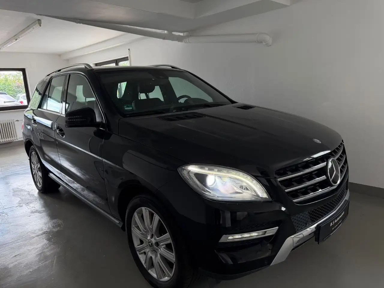 Mercedes-Benz ML 350 CDI BlueTec 4MATIC GSD Leder Navi STHZ — photo 1 of 23