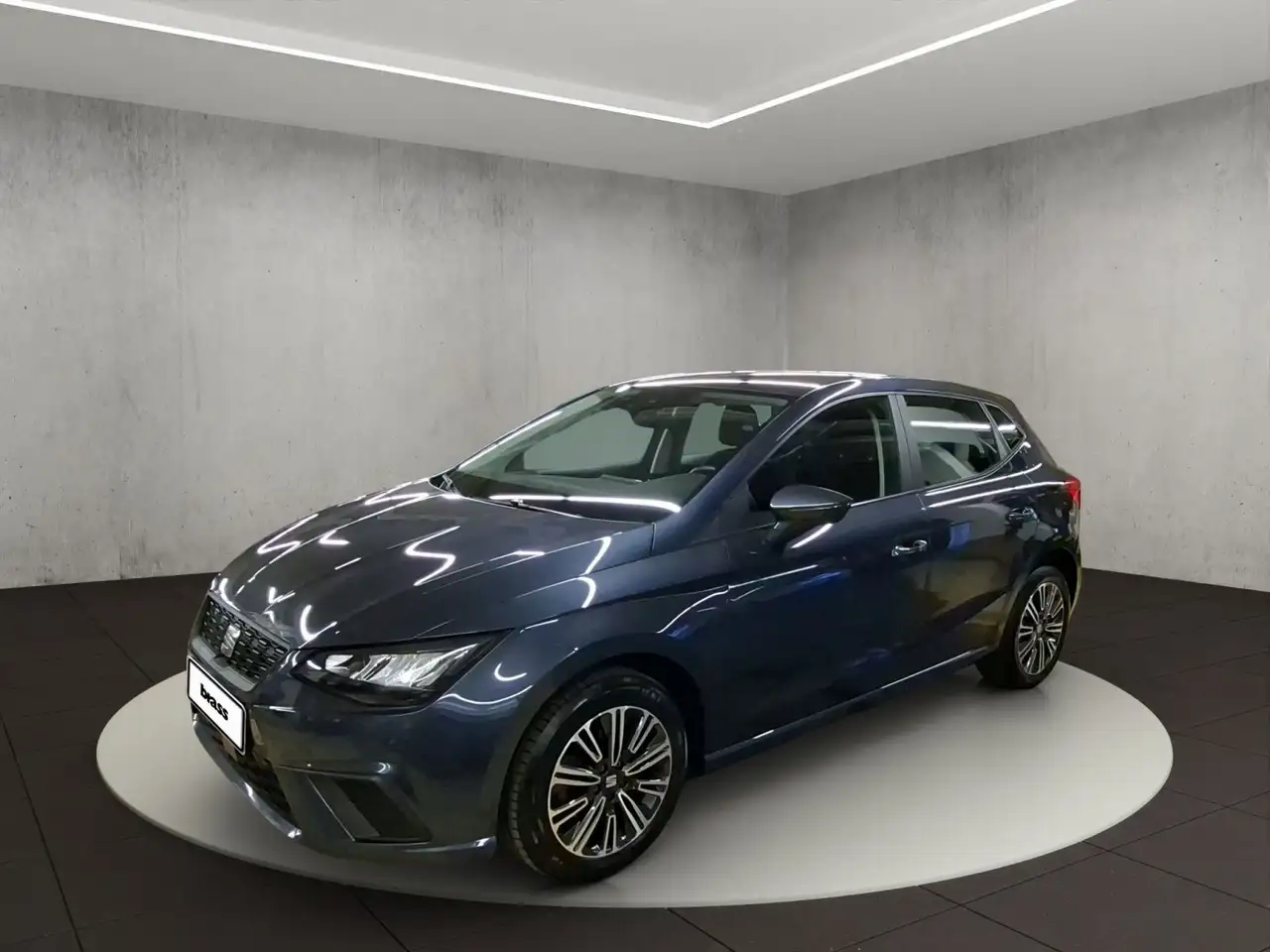 SEAT Ibiza 1.0 TSI Style DSG — photo 1 of 21