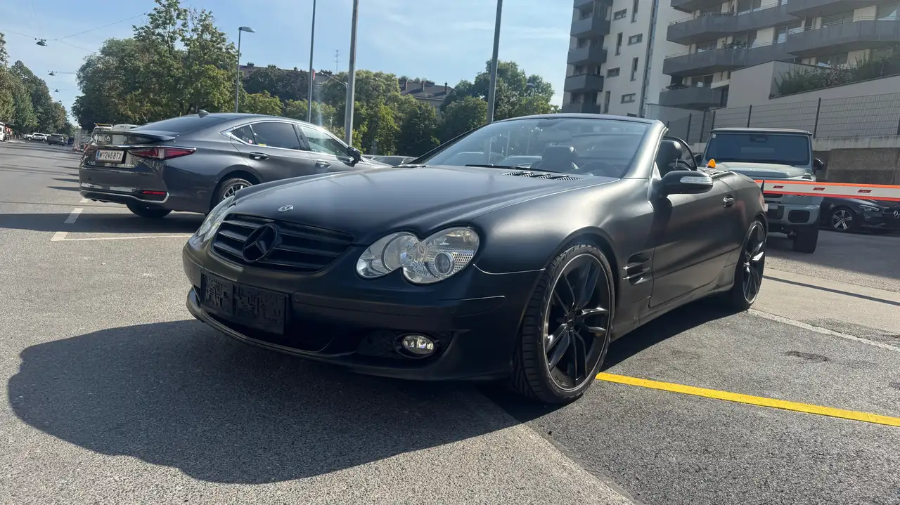 Mercedes-Benz SL 350 SL 350 Roadster — photo 1 of 18