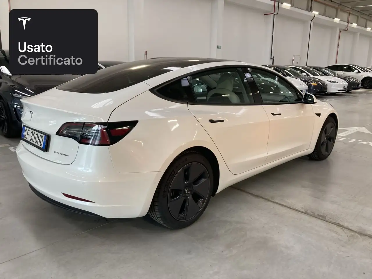 2021 Tesla Model 3 Long Range AWD, photograph 9