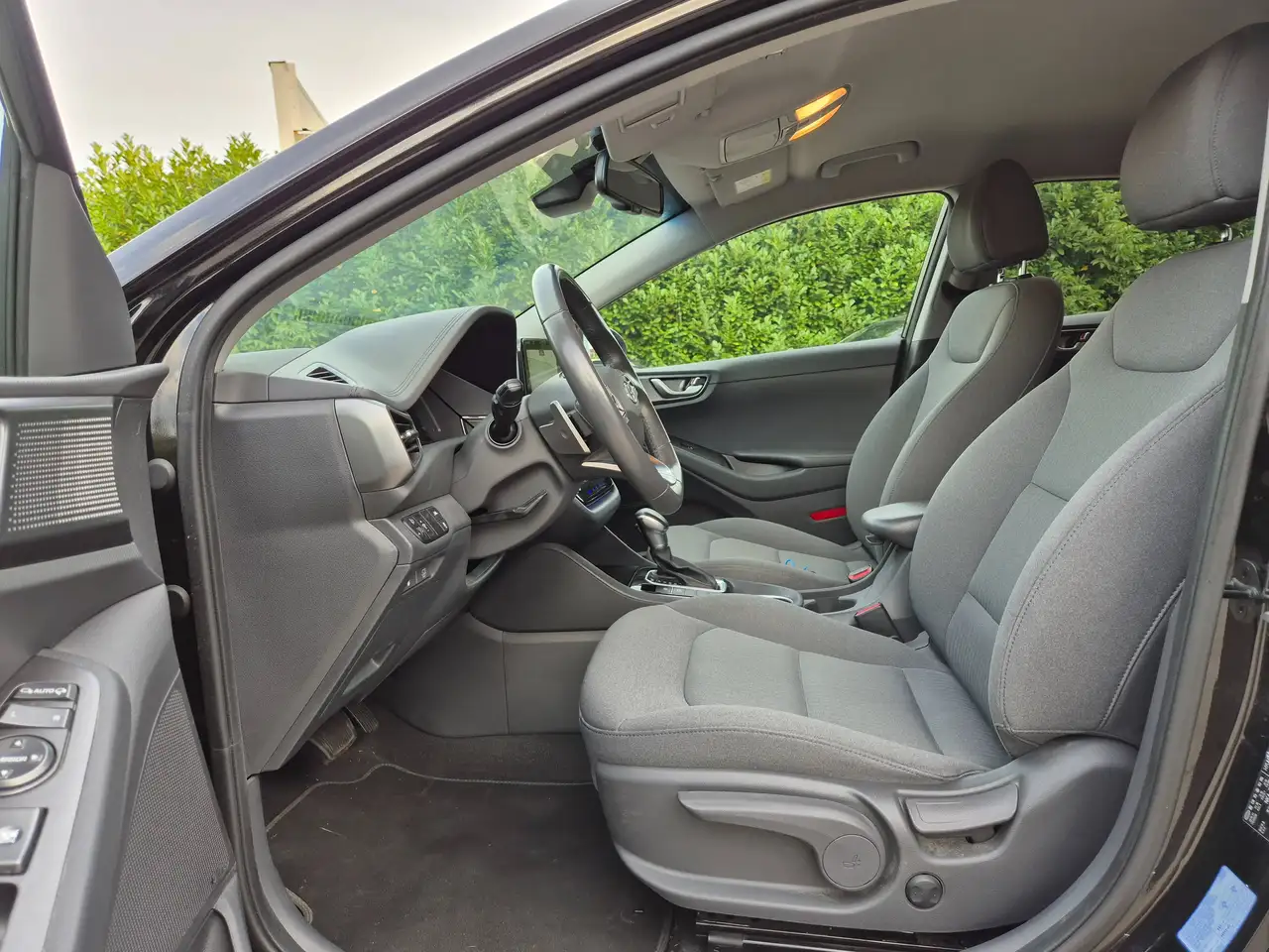 2022 Hyundai IONIQ 1.6 GDi HEV // HYBRID // 2022 !!, photograph 7