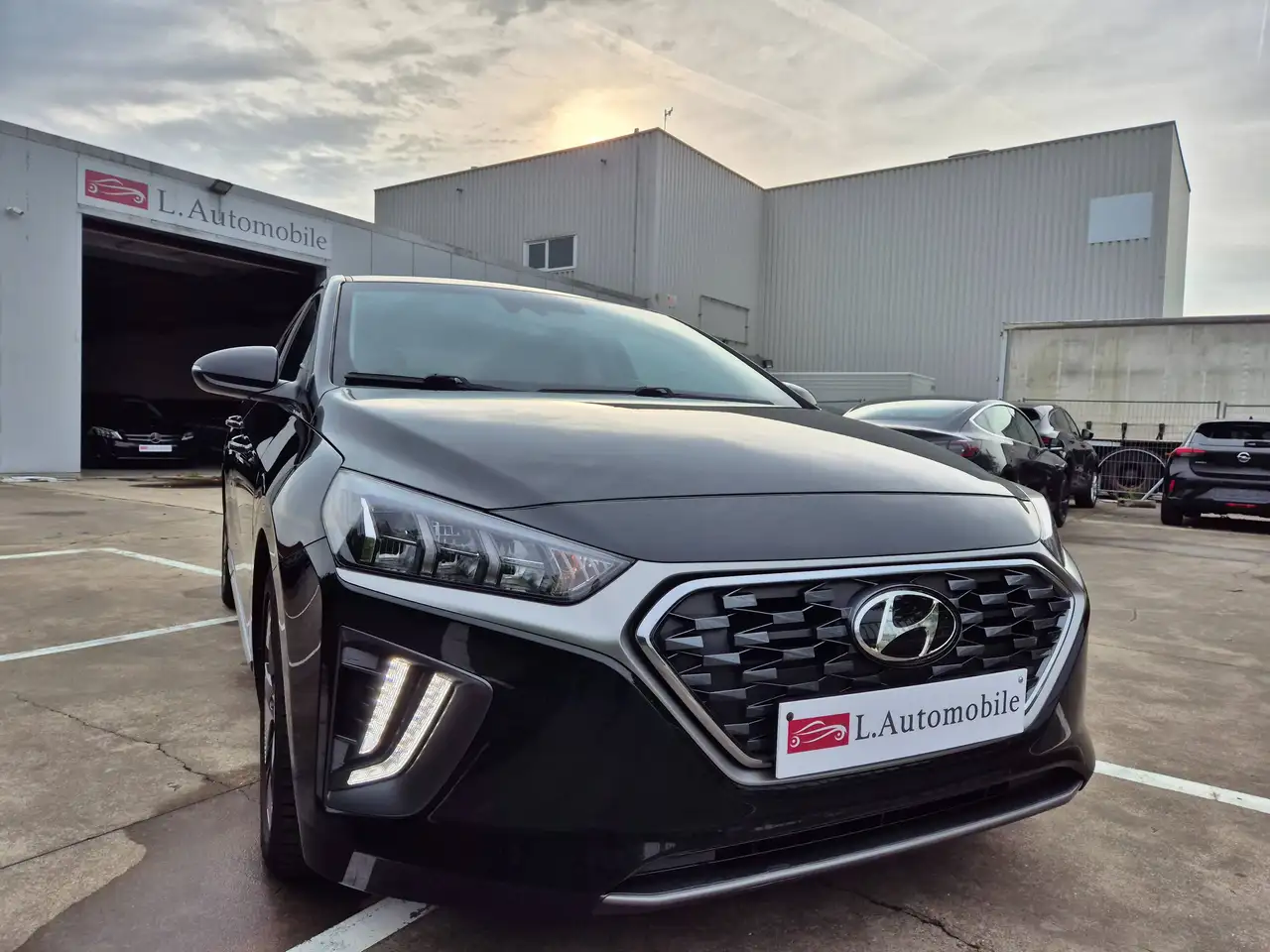 2022 Hyundai IONIQ 1.6 GDi HEV // HYBRID // 2022 !!, photograph 3