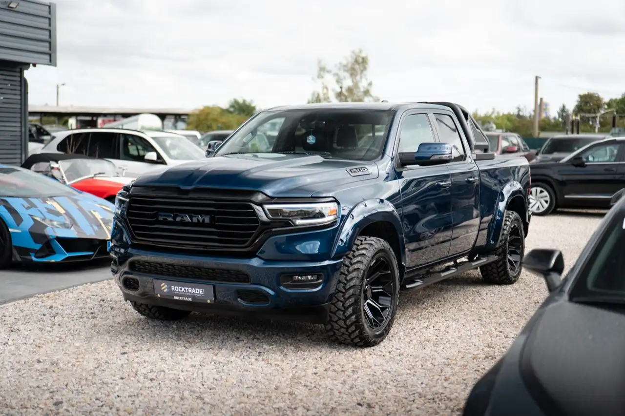 Dodge RAM 5.7 V8 HEMI 4x4 Night Limited Longbed 19% — photo 1 of 40
