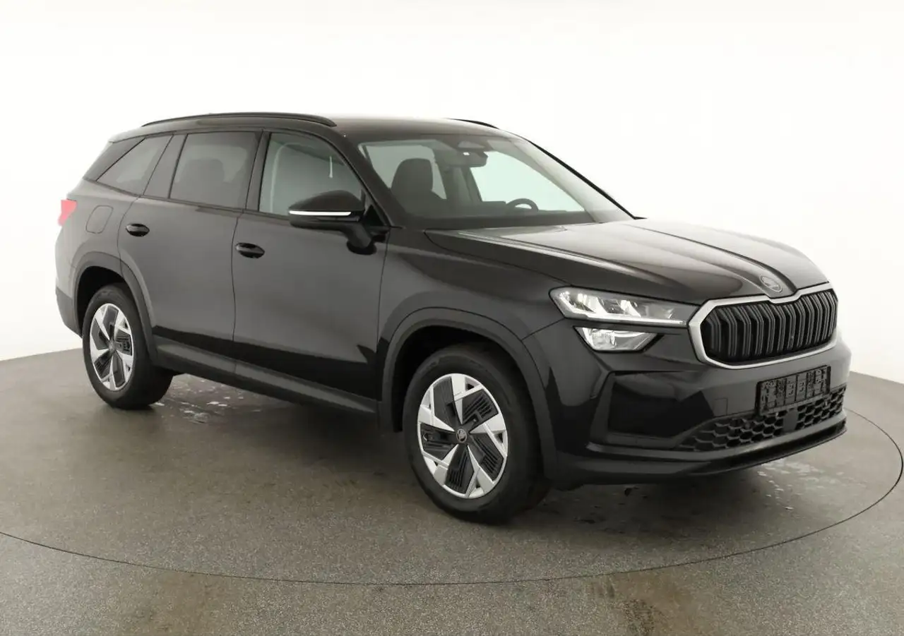 Skoda Kodiaq 1.5 TSI iV 150 kW Selection Selection, AHK, Nav... — photo 1 of 40