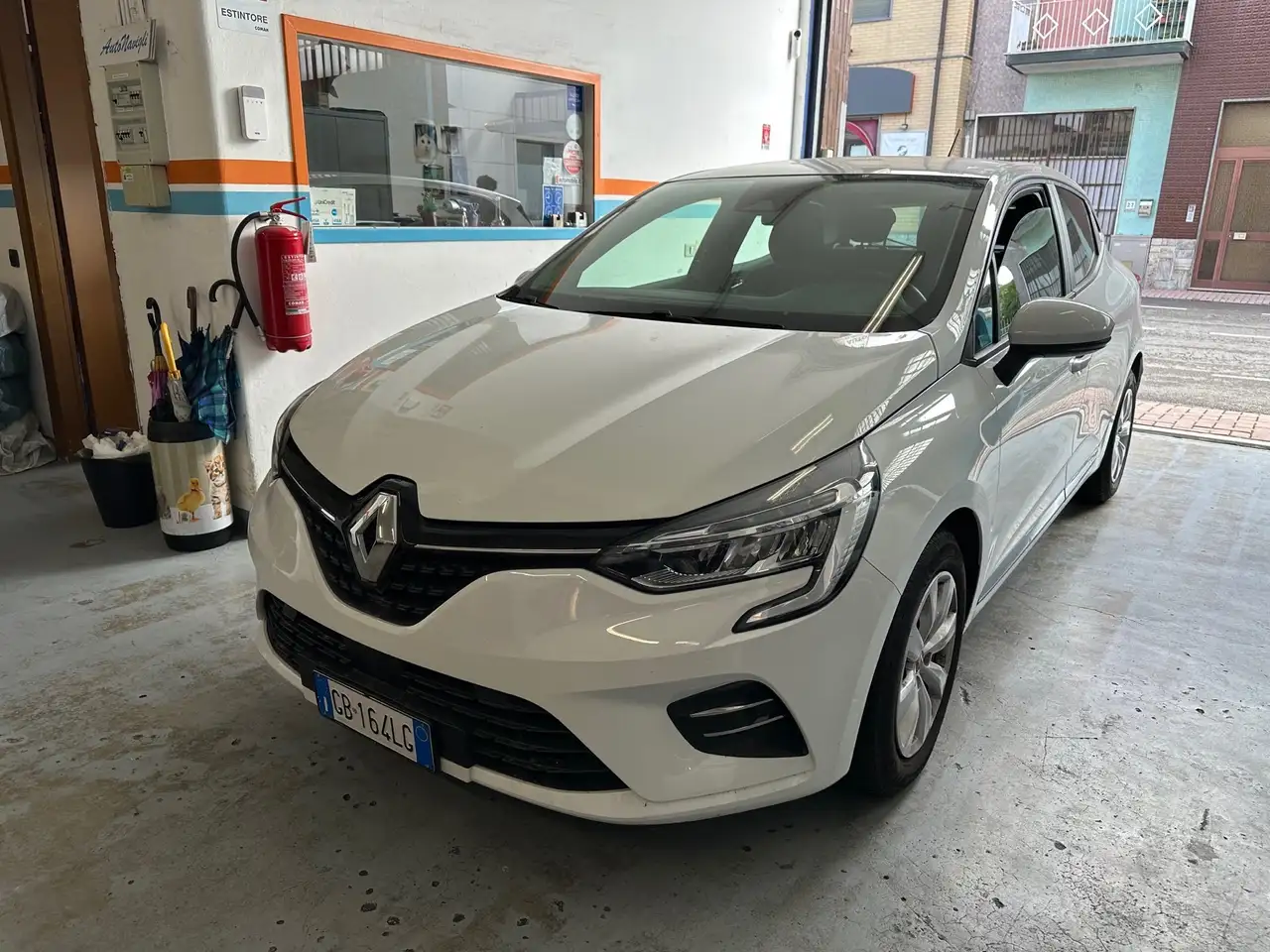 Renault Clio Clio TCe 100 CV 5 porte Business — photo 1 of 7