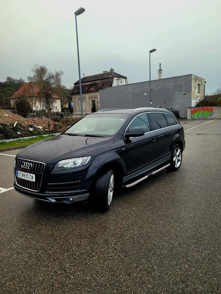 Audi Q7 3.0 TDI DPF quattro tiptronic — photo 1 of 18