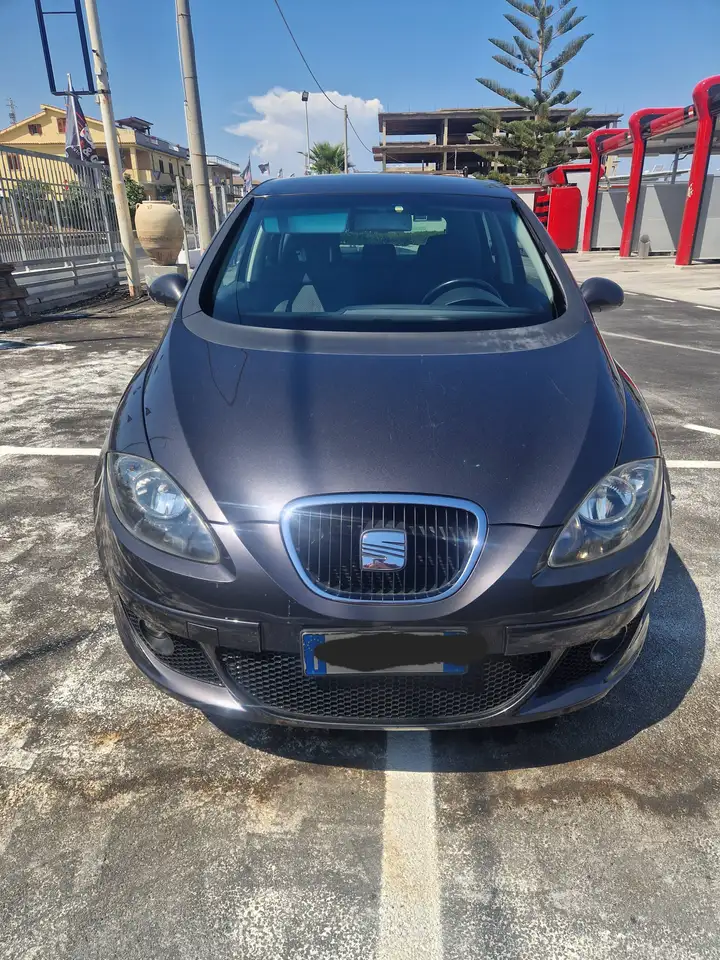 SEAT Altea Altea 1.9 tdi Style (stylance) — photo 1 of 7