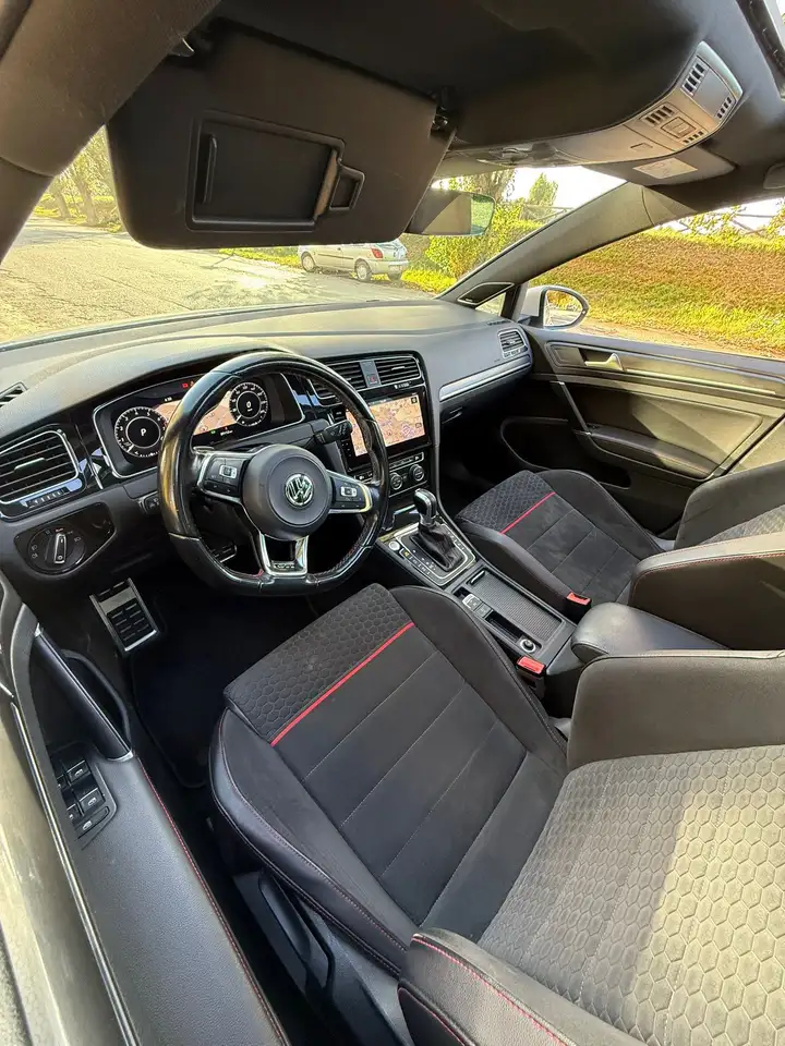 Volkswagen Golf GTI 5p 2.0 tsi Performance 245cv dsg — photo 1 of 10