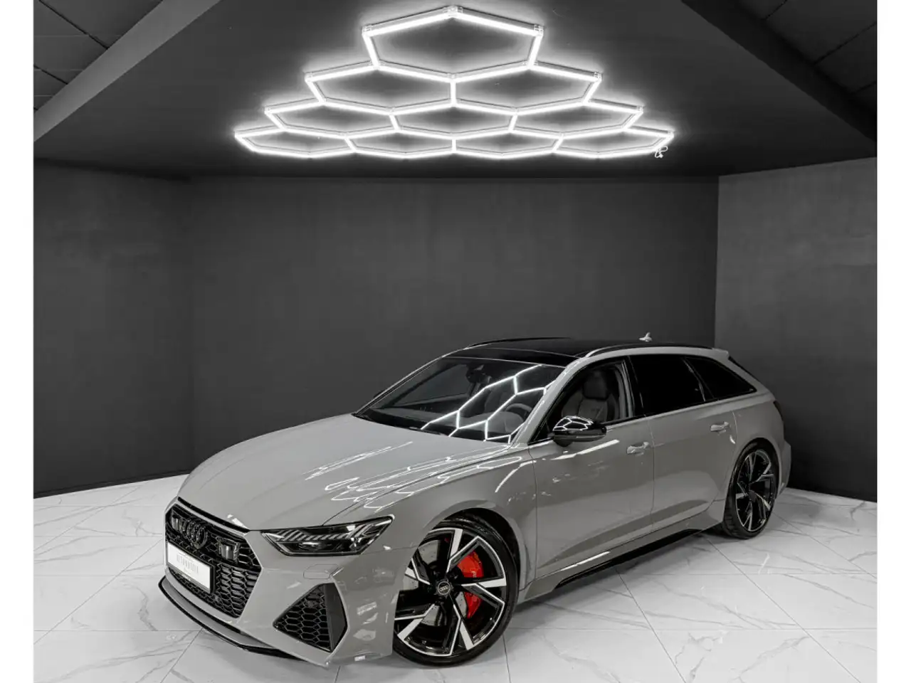 Audi RS6 PERFORMANCE - FULL PPF — photo 1 of 16