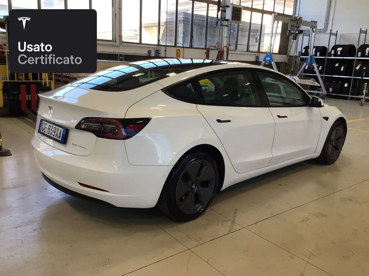 2021 Tesla Model 3 Long Range AWD, photograph 9