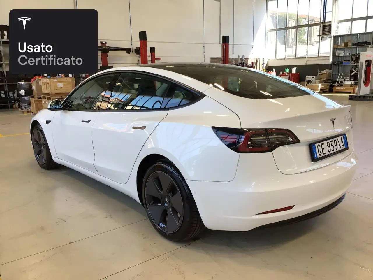2021 Tesla Model 3 Long Range AWD, photograph 7