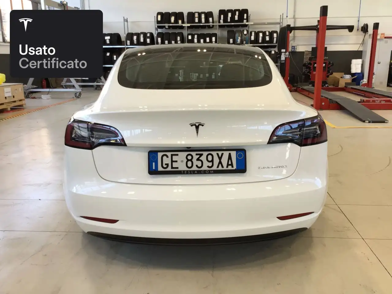 2021 Tesla Model 3 Long Range AWD, photograph 8