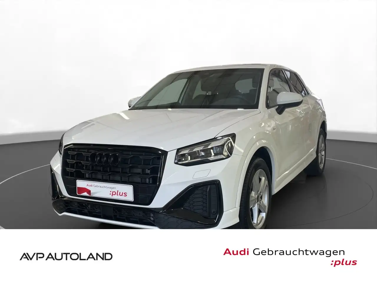 Audi Q2 30 TDI S line | AHK | LED | PARKH | — photo 1 of 15