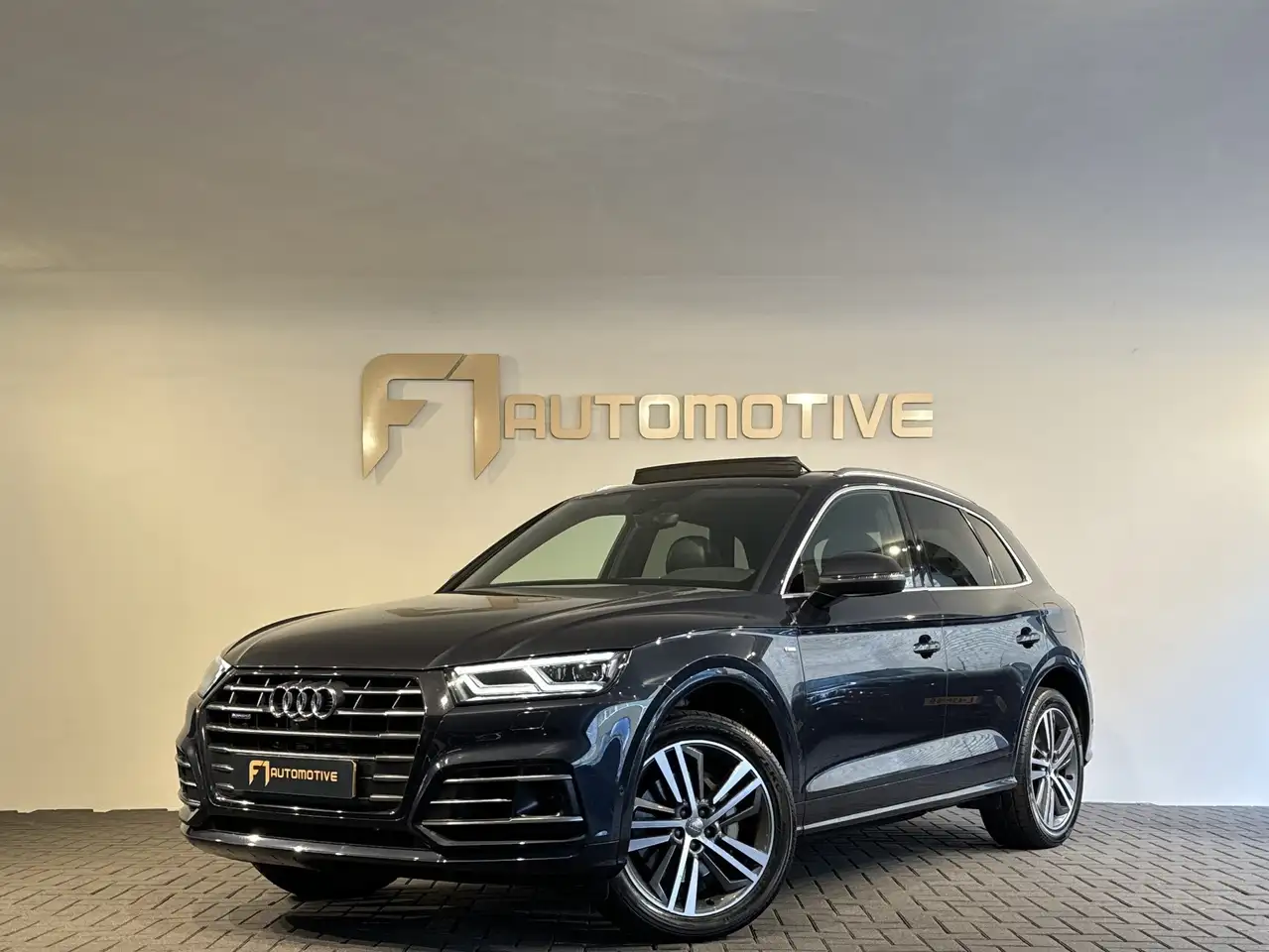 Audi Q5 55 TFSI e quattro Competition Pano|360Camera|Blind — photo 1 of 37