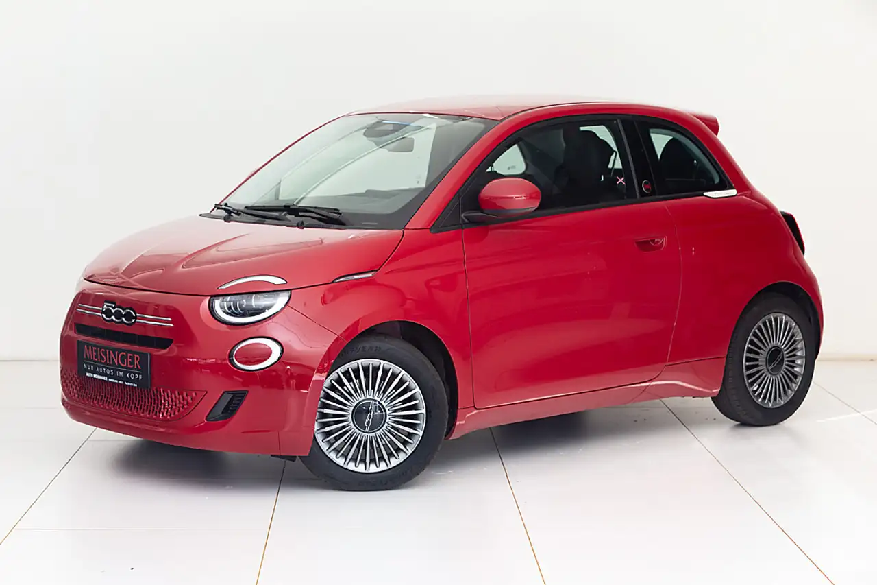 Fiat 500 Hatchback Hybrid Torino — photo 1 of 13