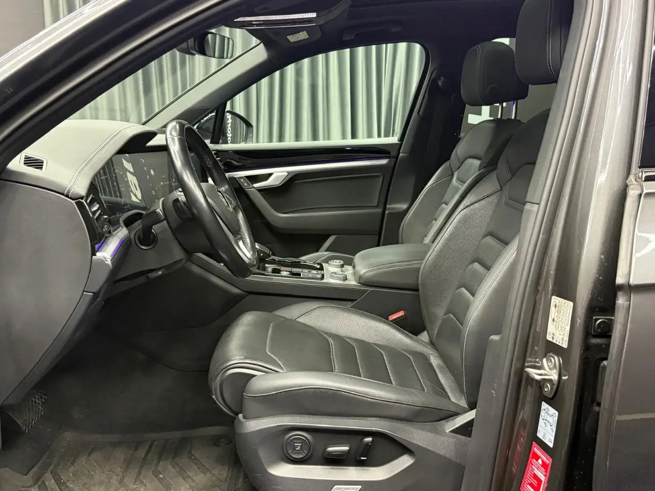 2018 Volkswagen Touareg 3.0 V6 tdi Advanced R-Line Exterior Pack 231cv tiptronic, photograph 7
