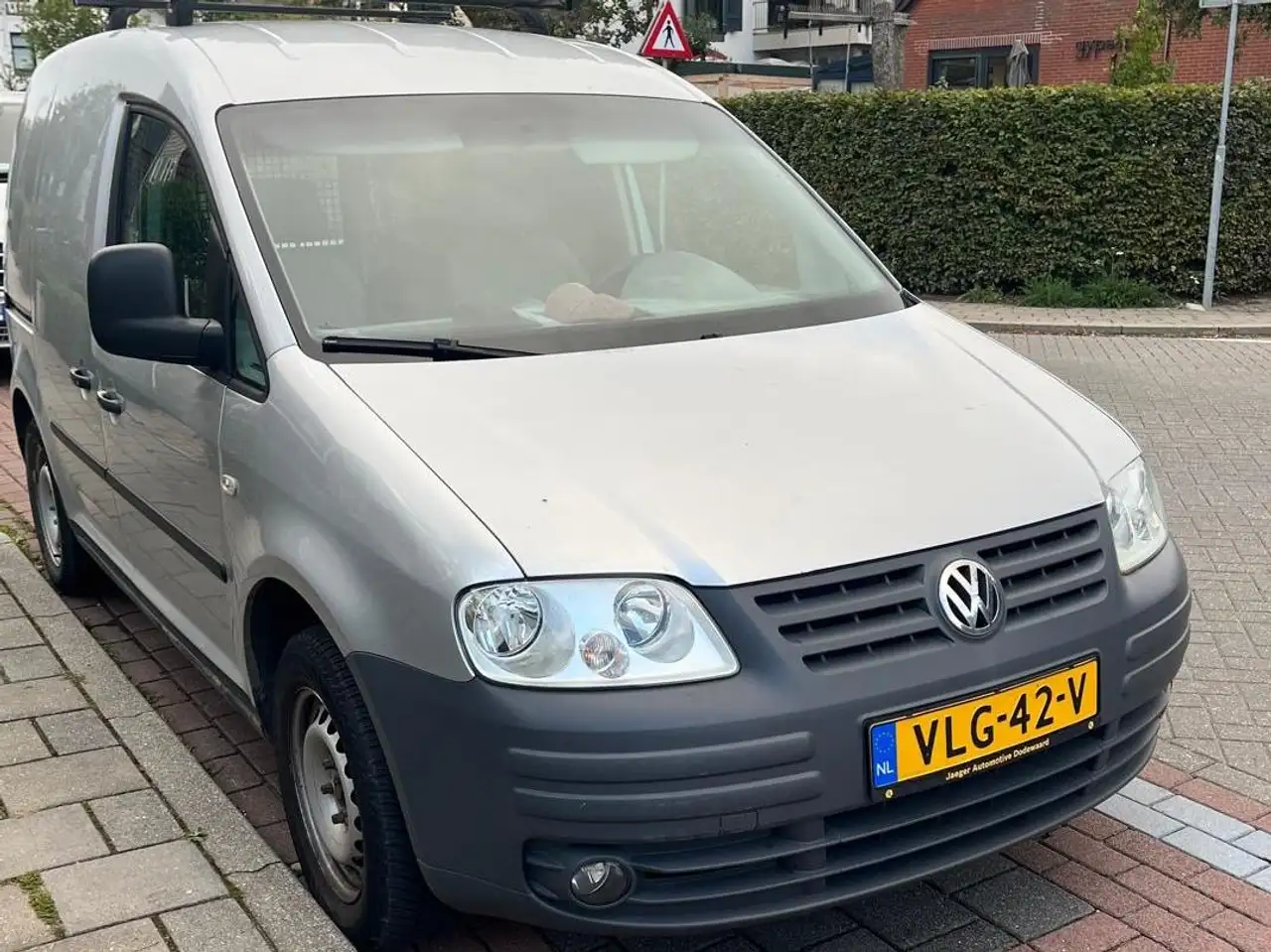 Volkswagen Caddy Caddy 1.4 850 kg. — photo 1 of 2