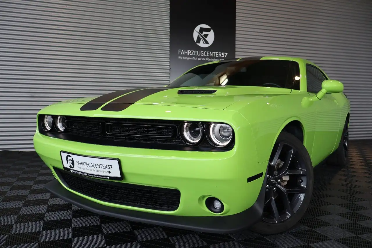 Dodge Challenger 3.6L SXT /ALPINE/RÜCKFAHRKAMERA/PDC — photo 1 of 19