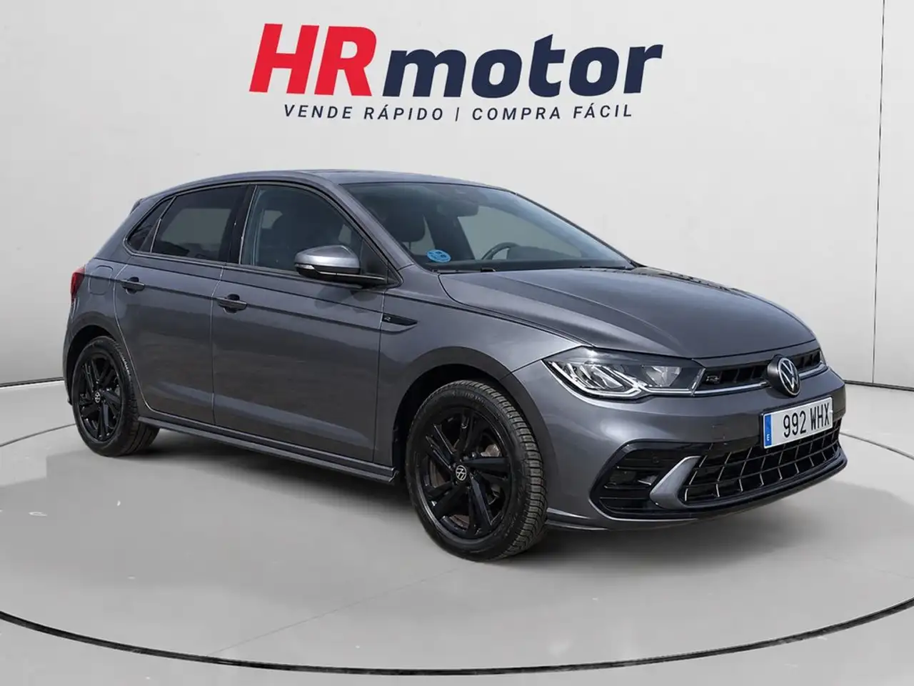 Volkswagen Polo 1.0 TSI R-Line 70kW — photo 1 of 15