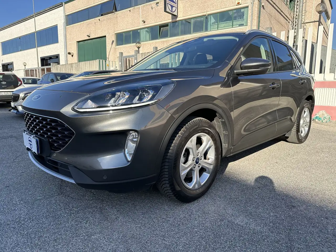 Ford Kuga 1.5 EcoBoost 120CV 2WD Connect — photo 1 of 15