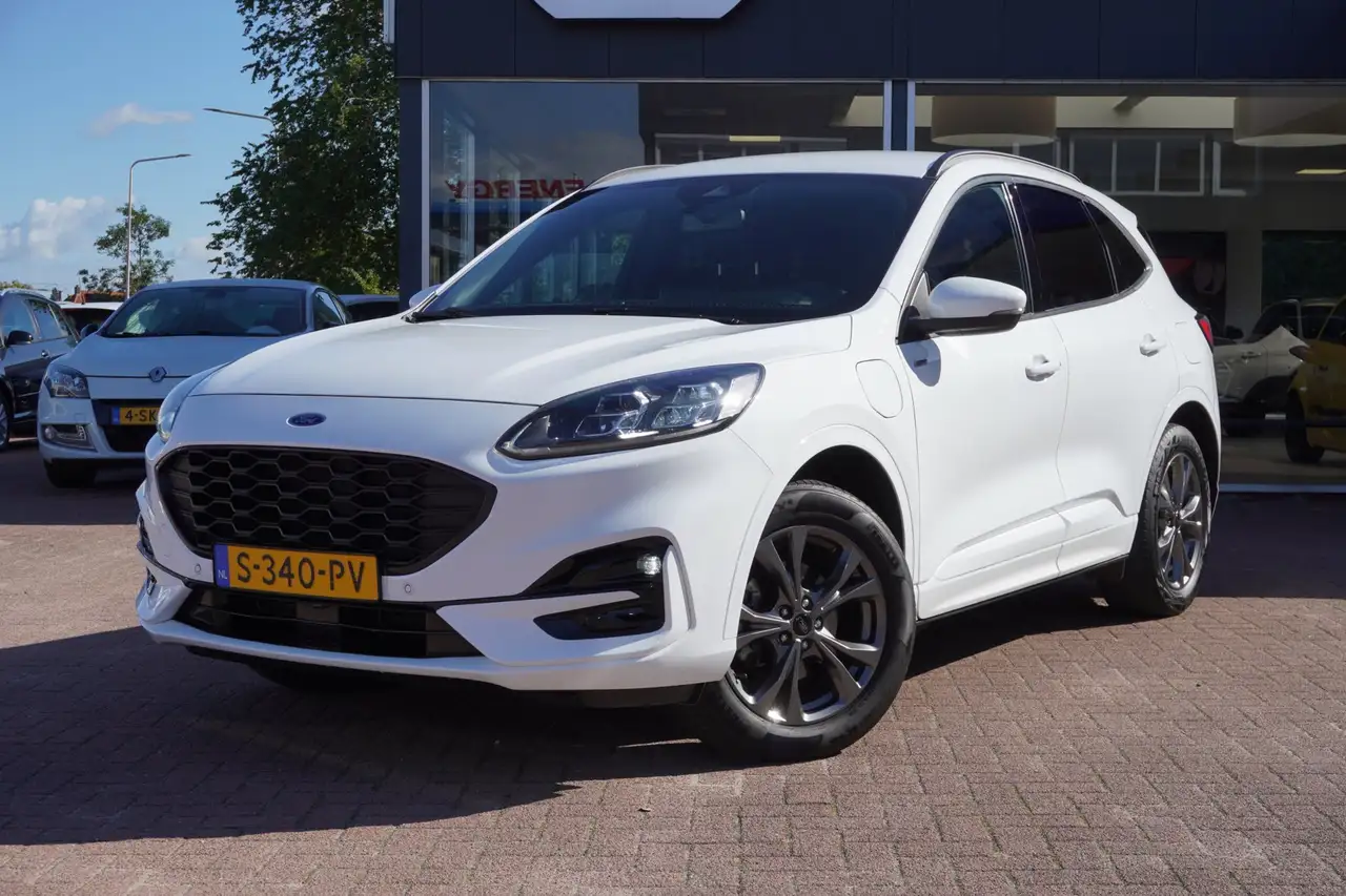 Ford Kuga 2.5 PHEV ST-Line X Automaat | Navigatie | Trekhaak — photo 1 of 39