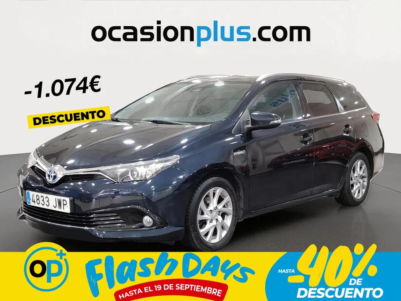 Toyota Auris Touring Sports hybrid 140H Active — photo 1 of 10