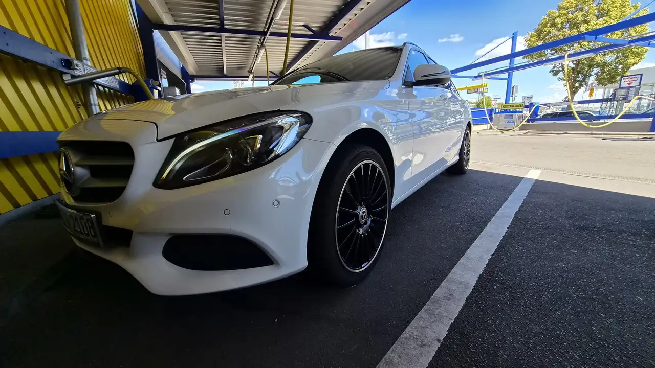 Mercedes-Benz C 220 d T 9G-TRONIC — photo 1 of 14